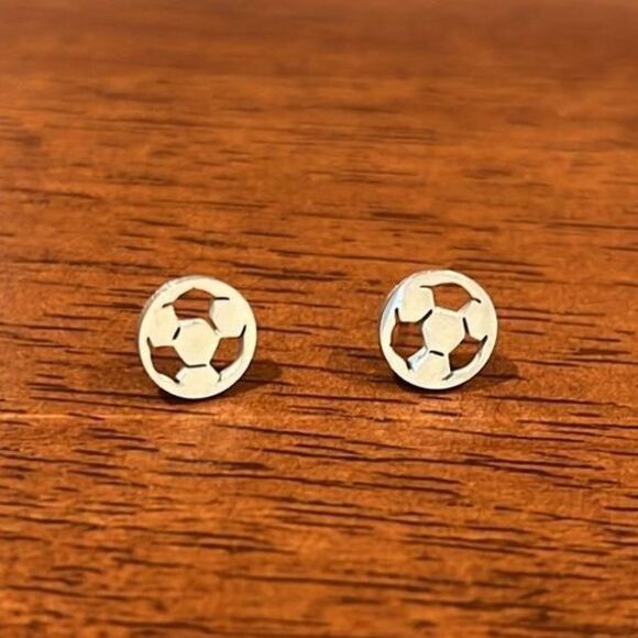 Jewelry - Silver soccer ball‎ stud earrings